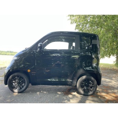 Elektromobil Leramotors e-car E4