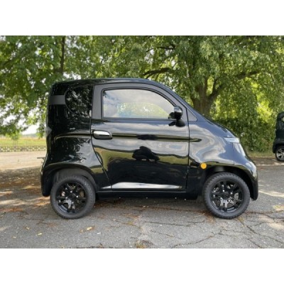 Elektromobil Leramotors e-car E4