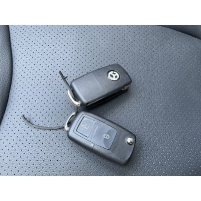 Elektromobil Leramotors e-car E4