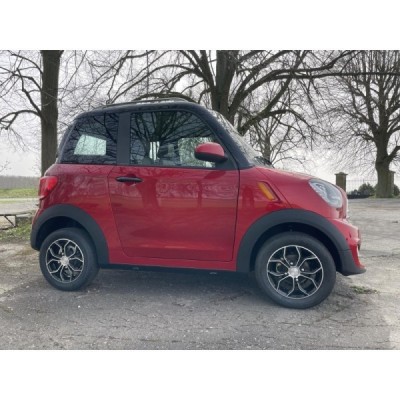 Leramotors E-Car M2 Èervená