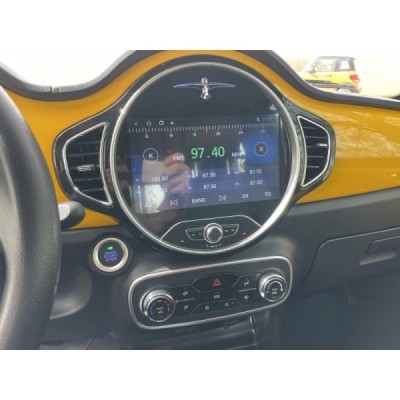 Leramotors E-Car M2 lutá