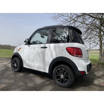 Leramotors E-Car M2 Bílá