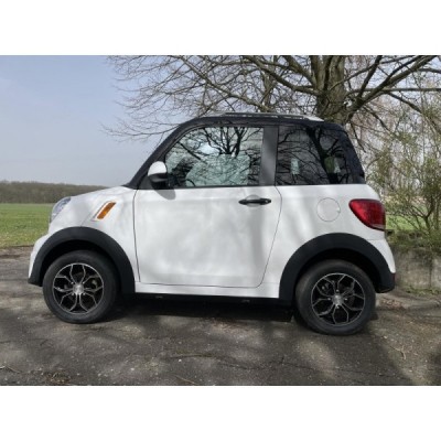 Leramotors E-Car M2 Bílá