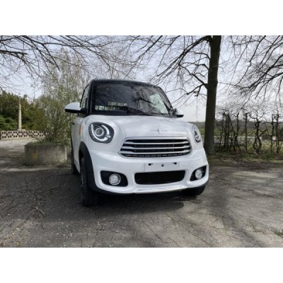 Leramotors E-Car M2 Bílá