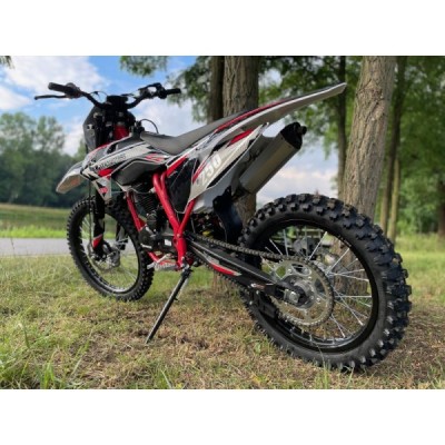 Dirtbike Leramotors Killer 250cc 21/18 červená