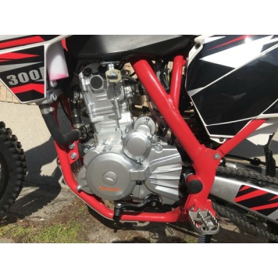 Leramotors Killer PRO 300cc H2O 21/18 Červená