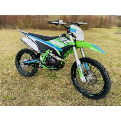 Leramotors By Apollo THUNDER 250cc 21/18 zelená