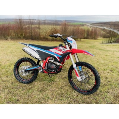 Leramotors By Apollo THUNDER 250cc 21/18 červená