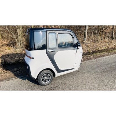 Tříkolka Leramotors E1